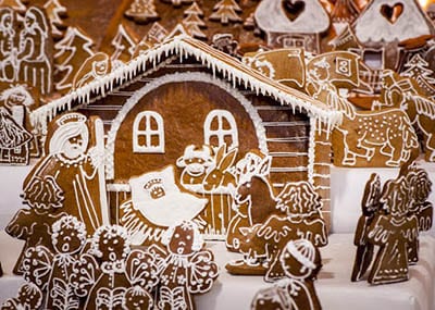 nativity gingerbread